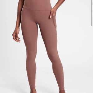 Salutation II Stash Pocket 7/8 Tight